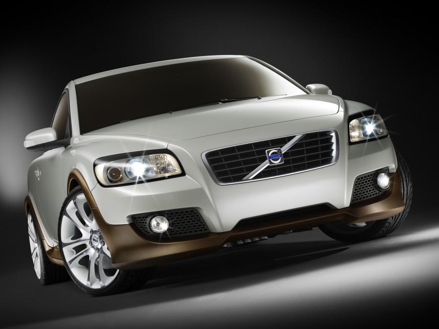  Volvo C30 Design Concept 2006 года  (фото 18 из 22)